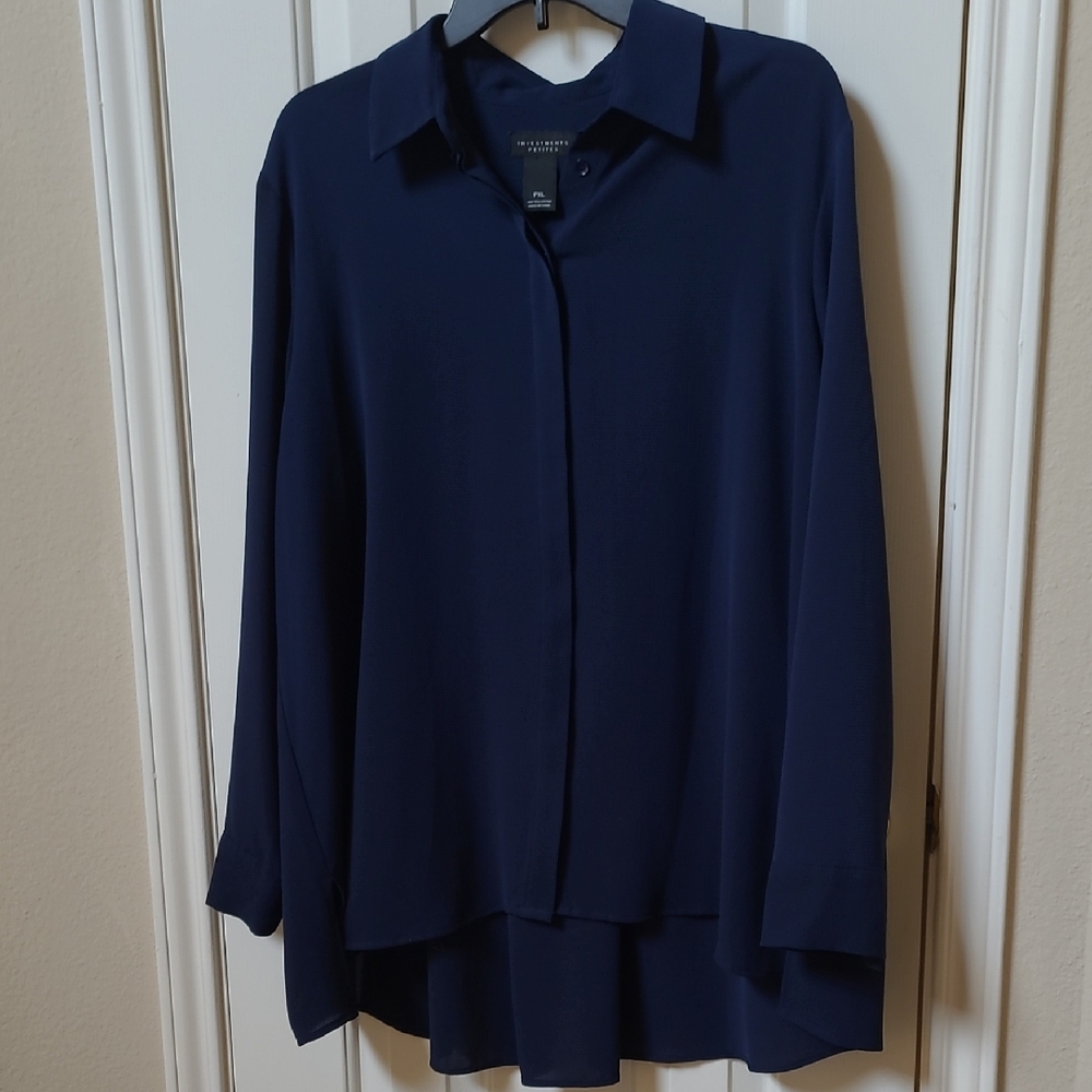 Women's Investments Navy Ling Sleeve Blouse